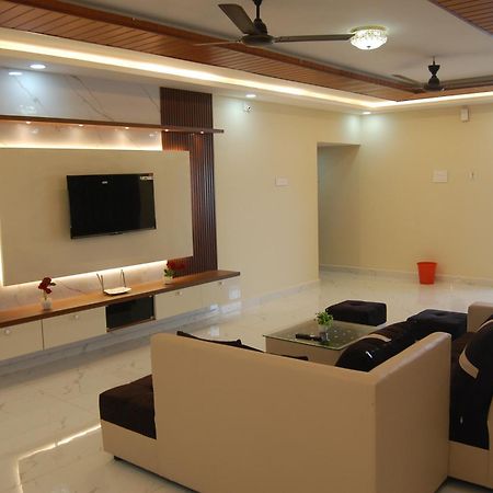 Nest Inn Homestay Тирупати Екстериор снимка